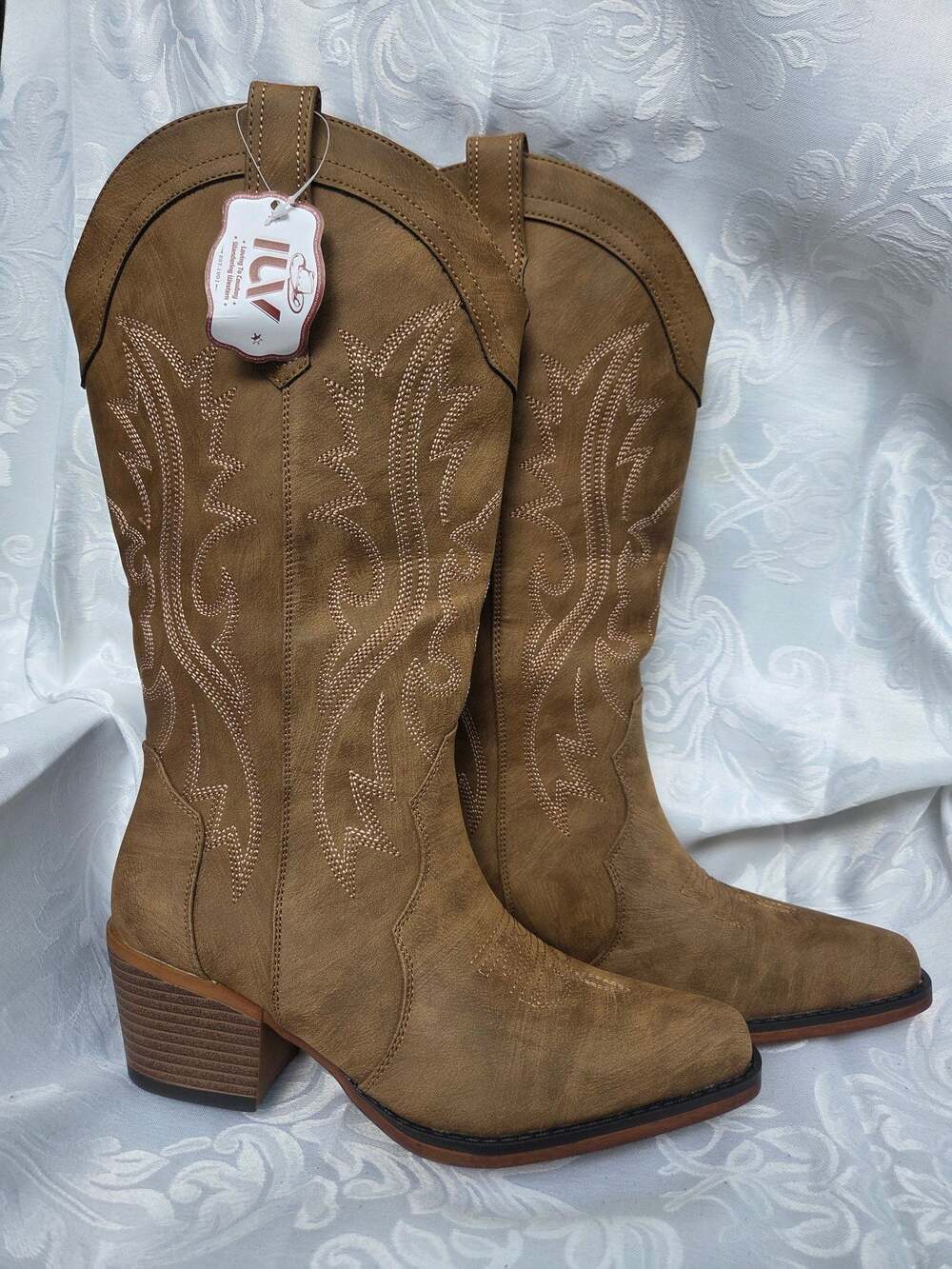 IUV Women's Western Boots in Brown